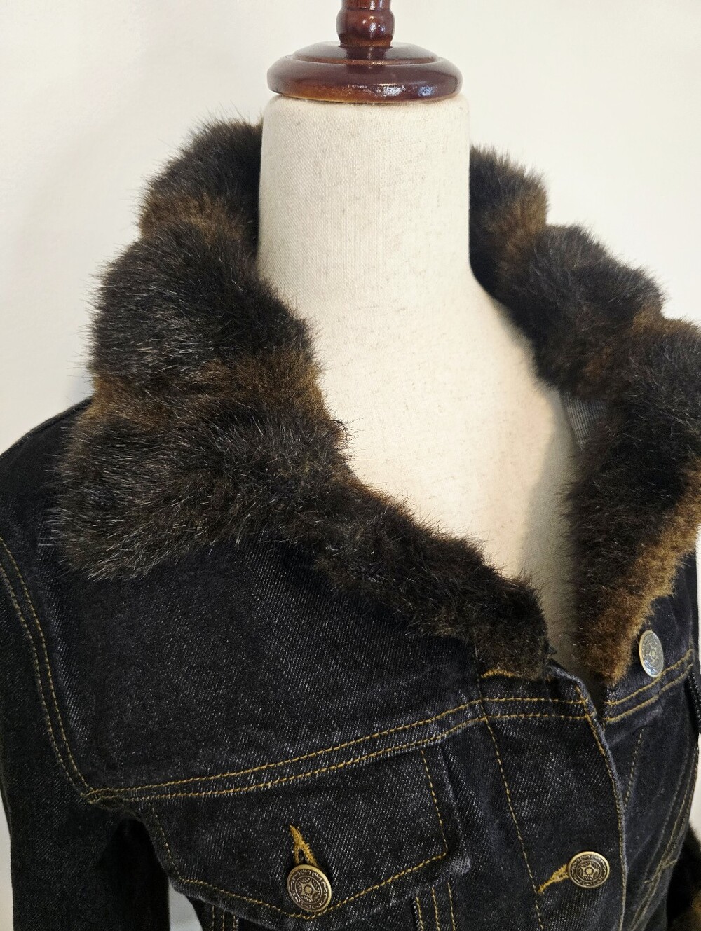 Fuda New York Faux Fur Trim Denim Jacket Y2K Dark Wash Glam Vintage Mob Wife - Picture 5 of 13